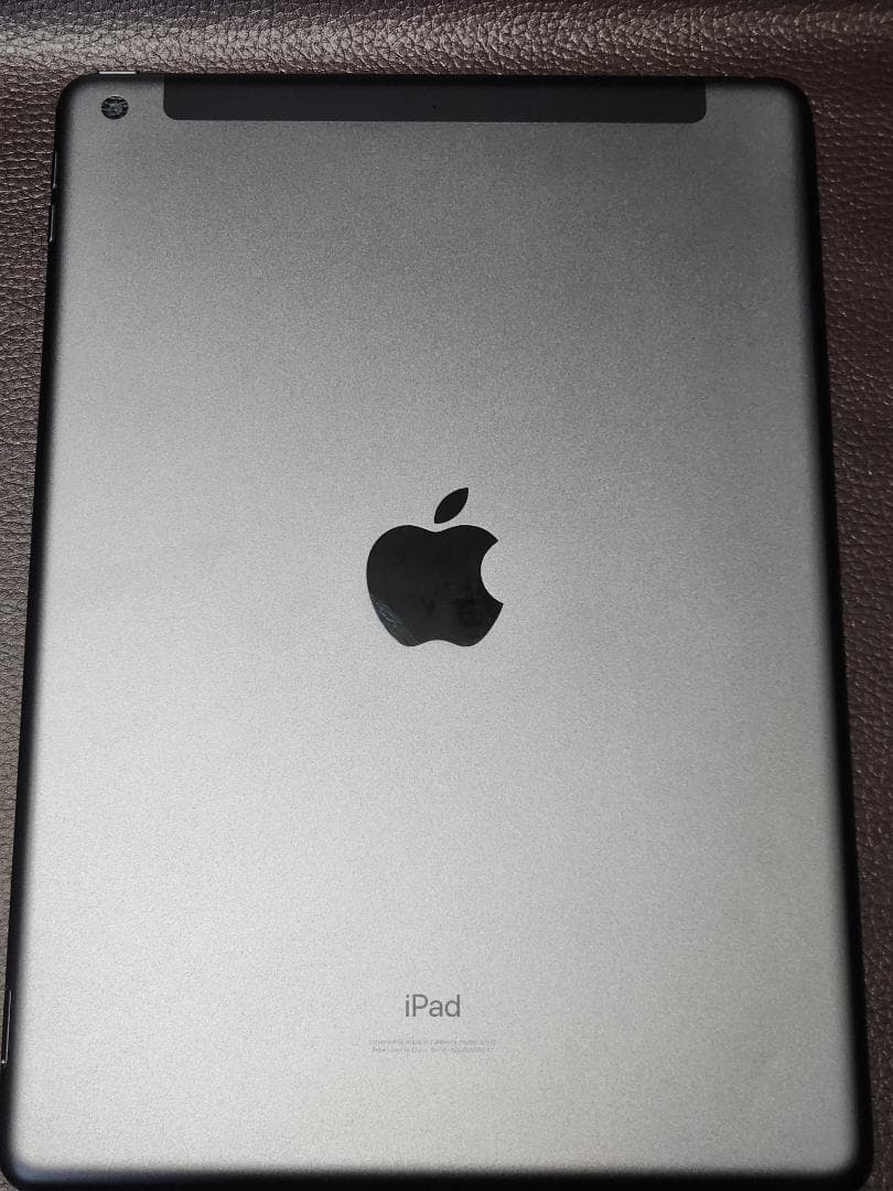 iPad 第7世代 32GB WI-fi+Cellularモデル スペースグレー - メルカリ