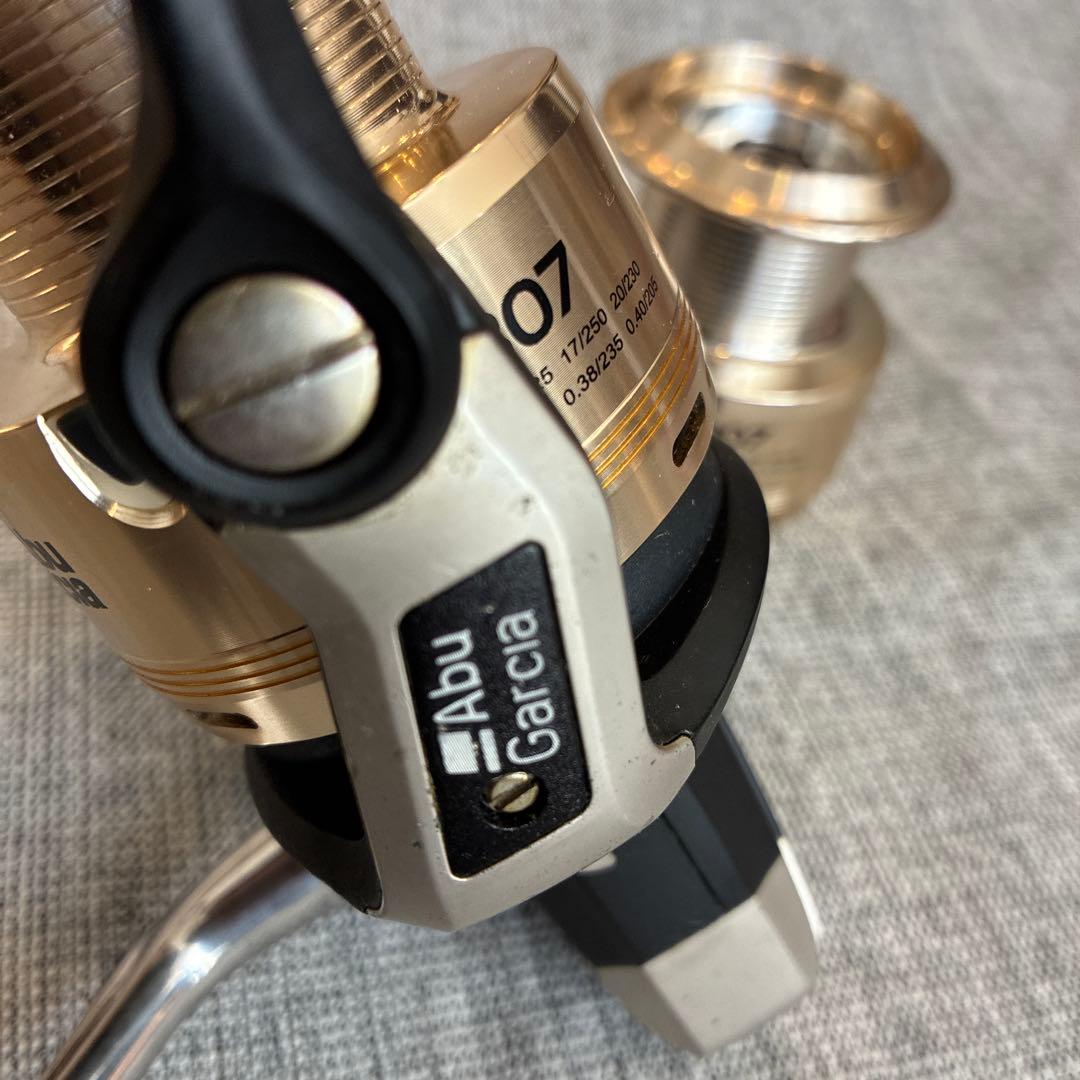 Abu Garcia Cardinal 807 ジギングに - メルカリ