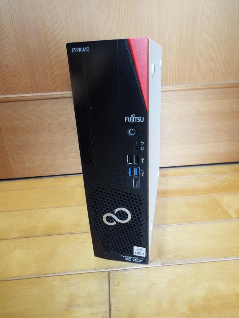 ESPRIMO D7010/E i3-10105 8G SSD256G+HDD - メルカリ