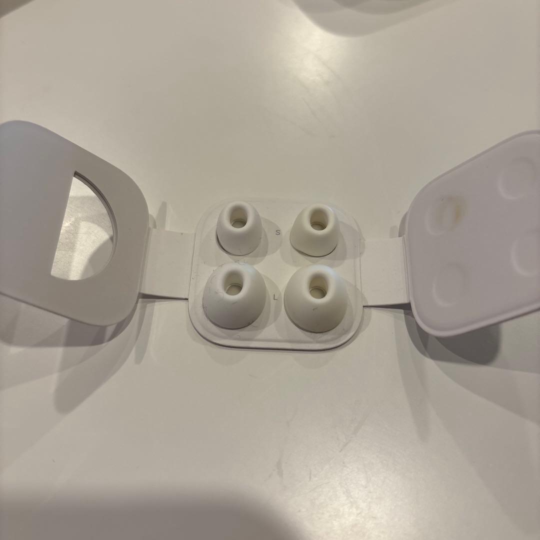 め様 中古品 AirPods Pro 第1世代 本体 ホワイト - メルカリ