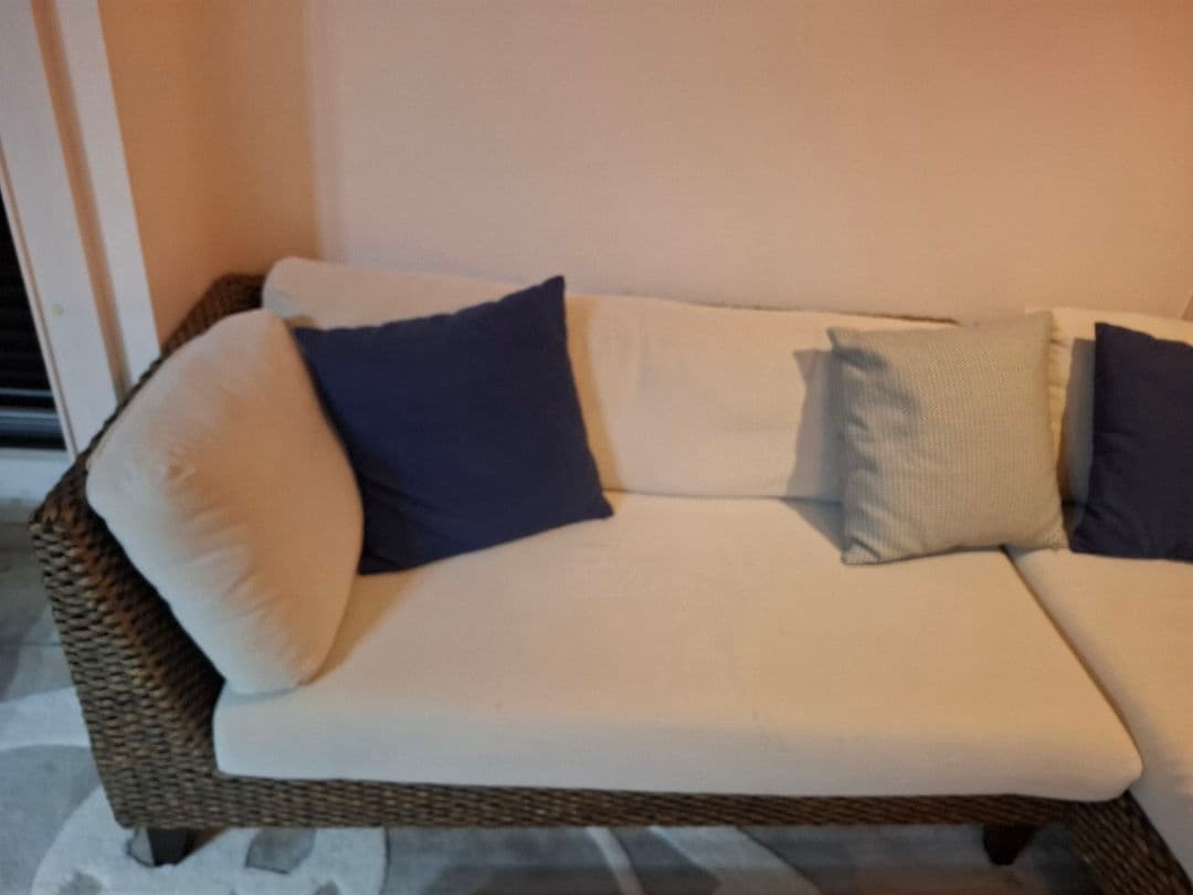 L字型ソファセット クリーム色 ネイビークッション付き - メルカリ