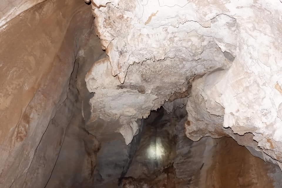 ❇洞窟の宝石♉レクライ⭐琥珀色のクリスタル❄ケウ♋神聖物質