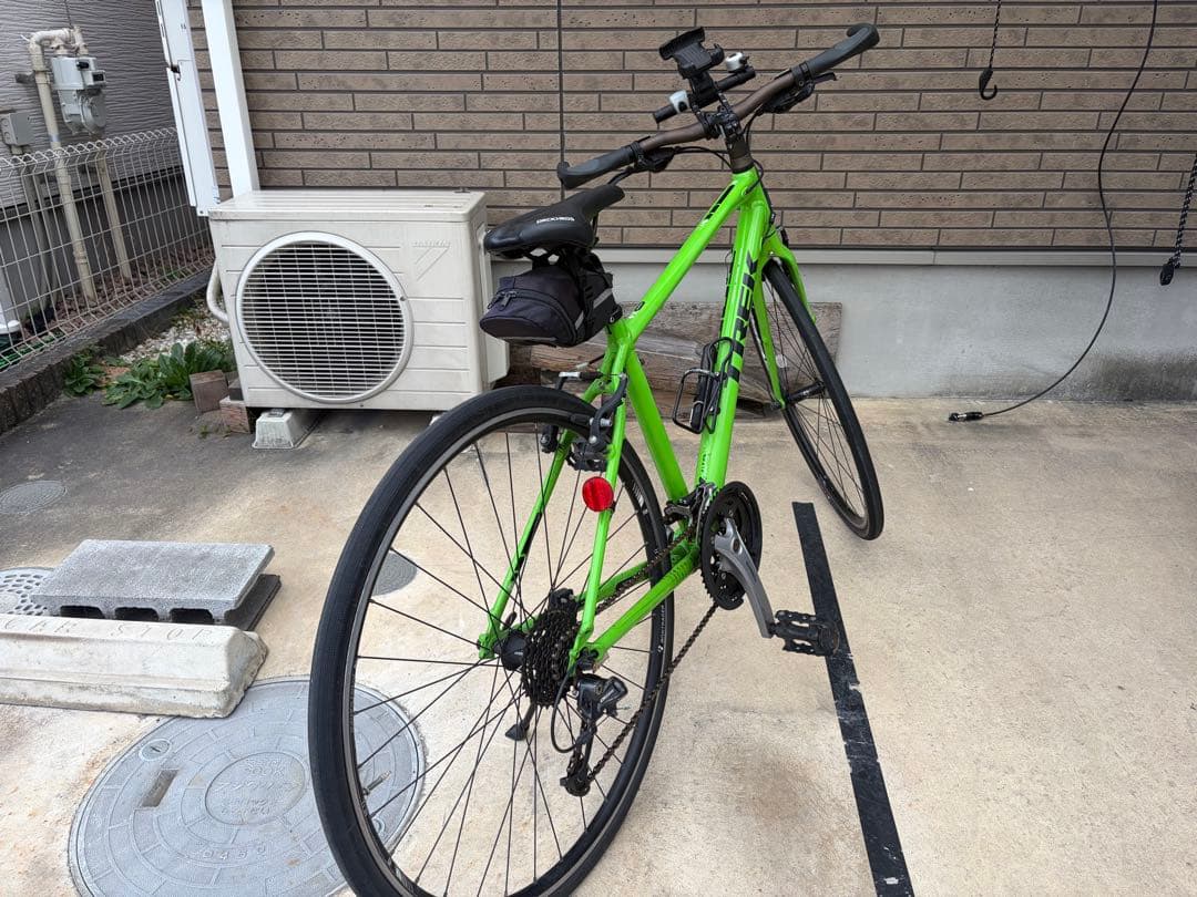 TREK 7.4FX クロスバイク