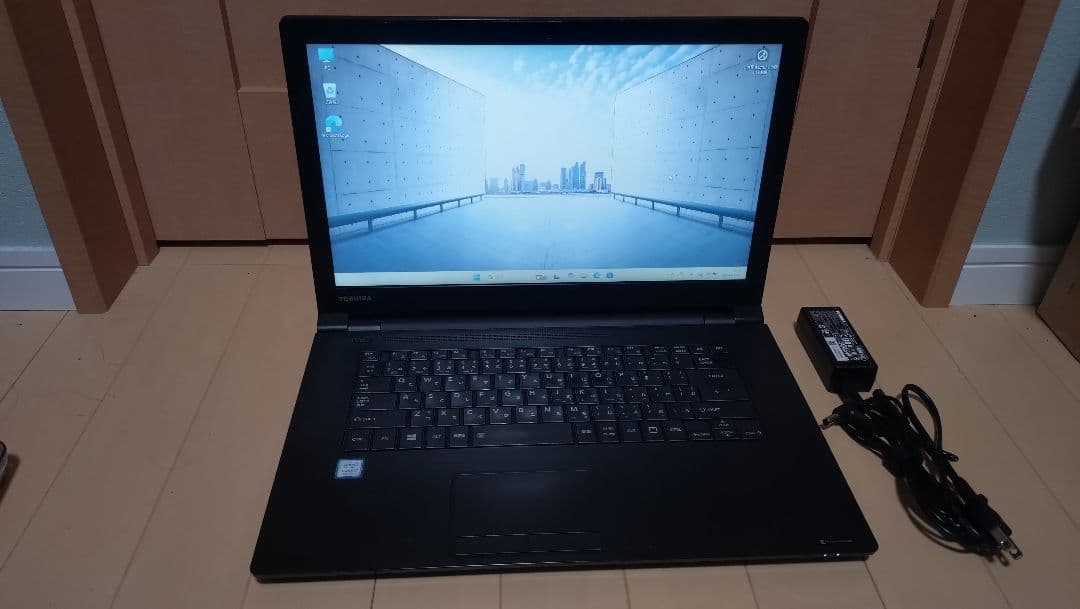 東芝 DynaBook B65/M 8世代 i7 メモリ8GB SSD128GB - メルカリ