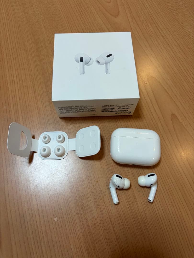 AirPods Pro 第一世代 ジャンク品 - メルカリ