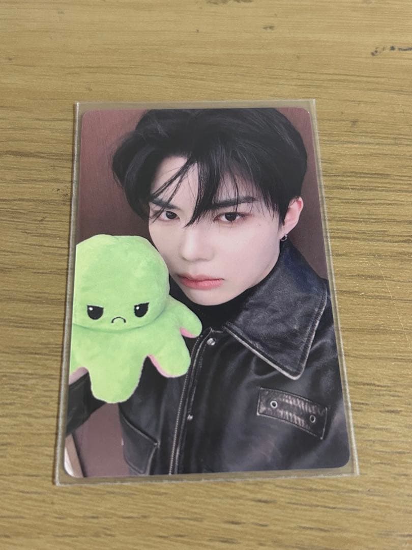 zb1 ゼベワン ゴヌク yzy yizhiyu ヨントン トレカ 中華 上海 - メルカリ