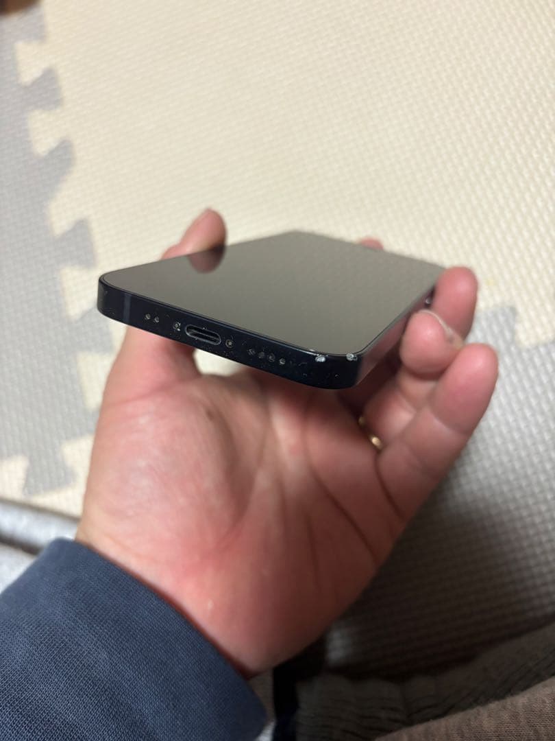 iPhone 12 mini 128GB SIMロック docomo ケース付