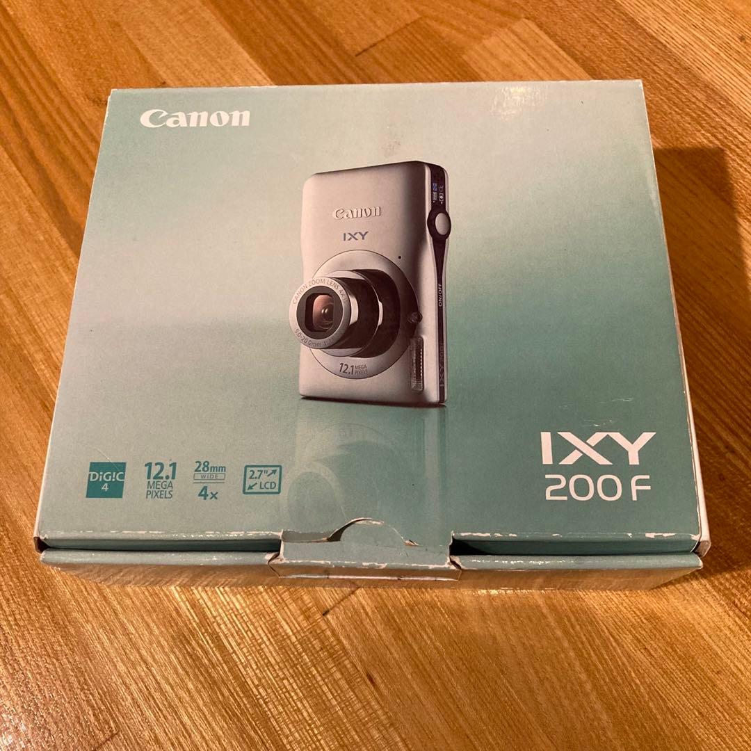 Canon IXY200F シルバー キヤノン イクシー デジカメ 付属品完備