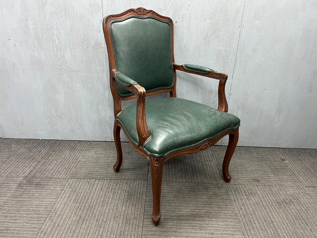 1062◆格安配送地域あり◆イーセンアーレン肘付きダイニングチェア◆ロビー 1059◇格安配送地域あり◇ イーセンアーレン ◇ダイニングチェアー