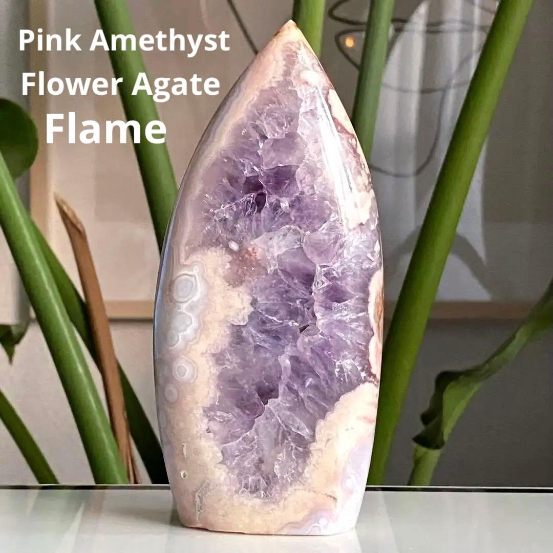 特価‼️希少価値！虹つき⭐︎可愛いお花が付いている、アメジスト♪