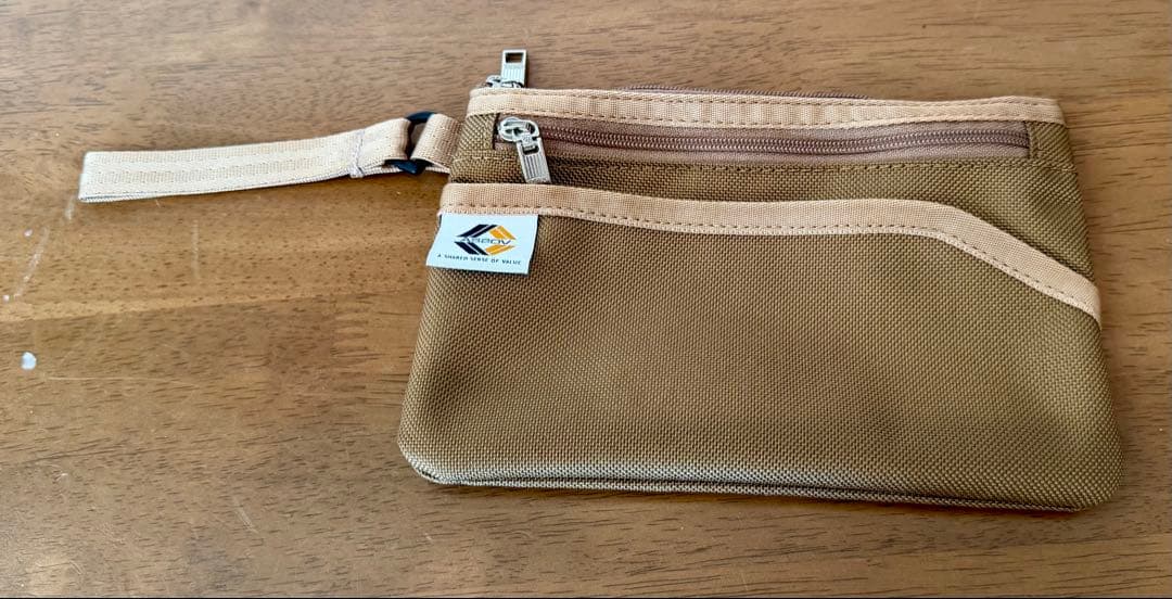 アッソブ エクスクルーシブバリスティックナイロン ラウンドポーチ