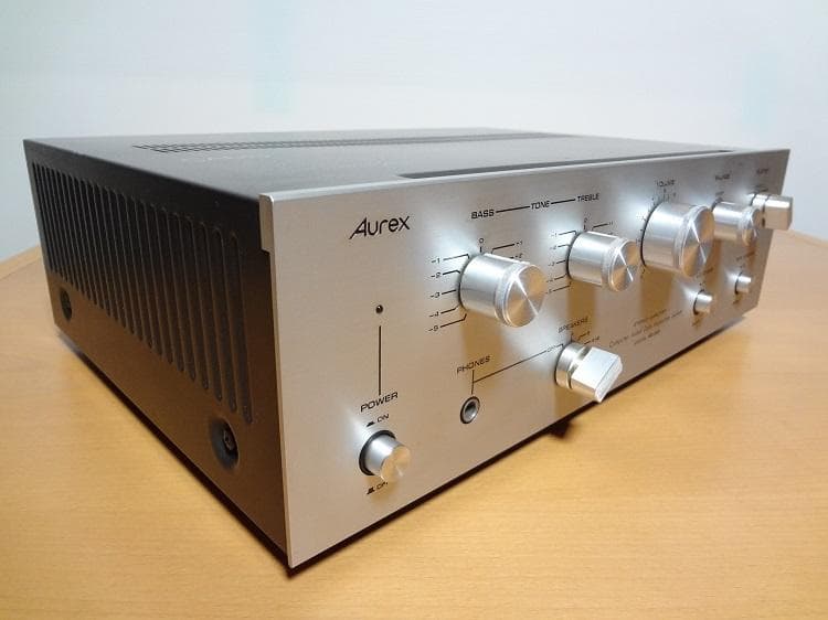 美品 Aurex SB-220 プリメインアンプ 1976年 全体的に綺麗な品 - メルカリ