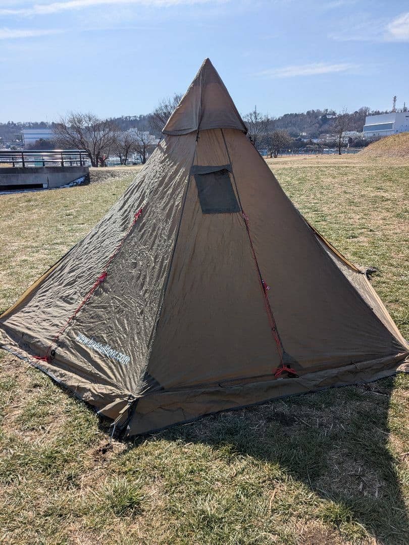 訳あり luxe（ルクセ） メガホーンⅢシェルター ワンポールテント