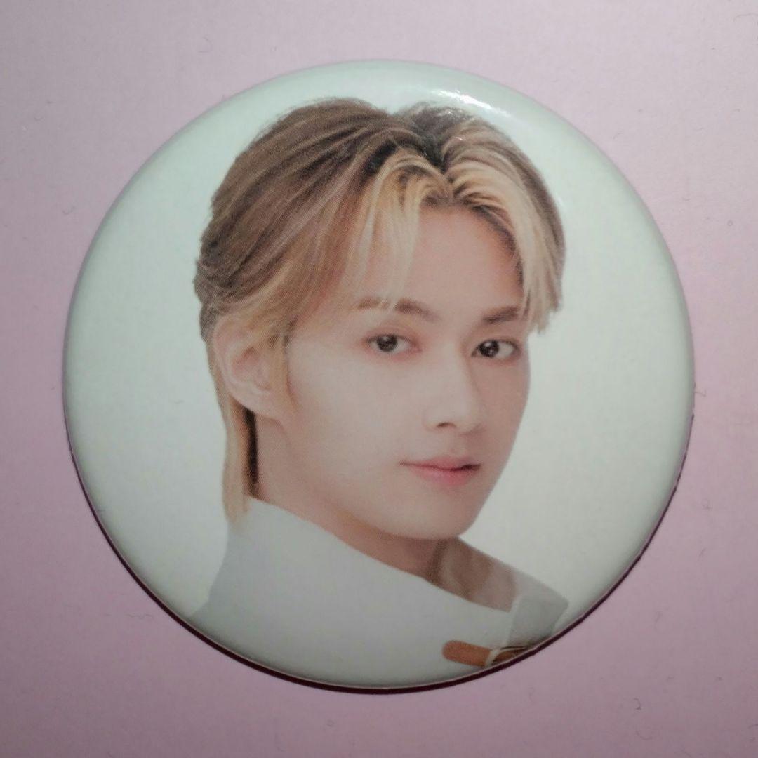 SEVENTEEN セブチカフェ2023 缶バッジ ジュン - メルカリ