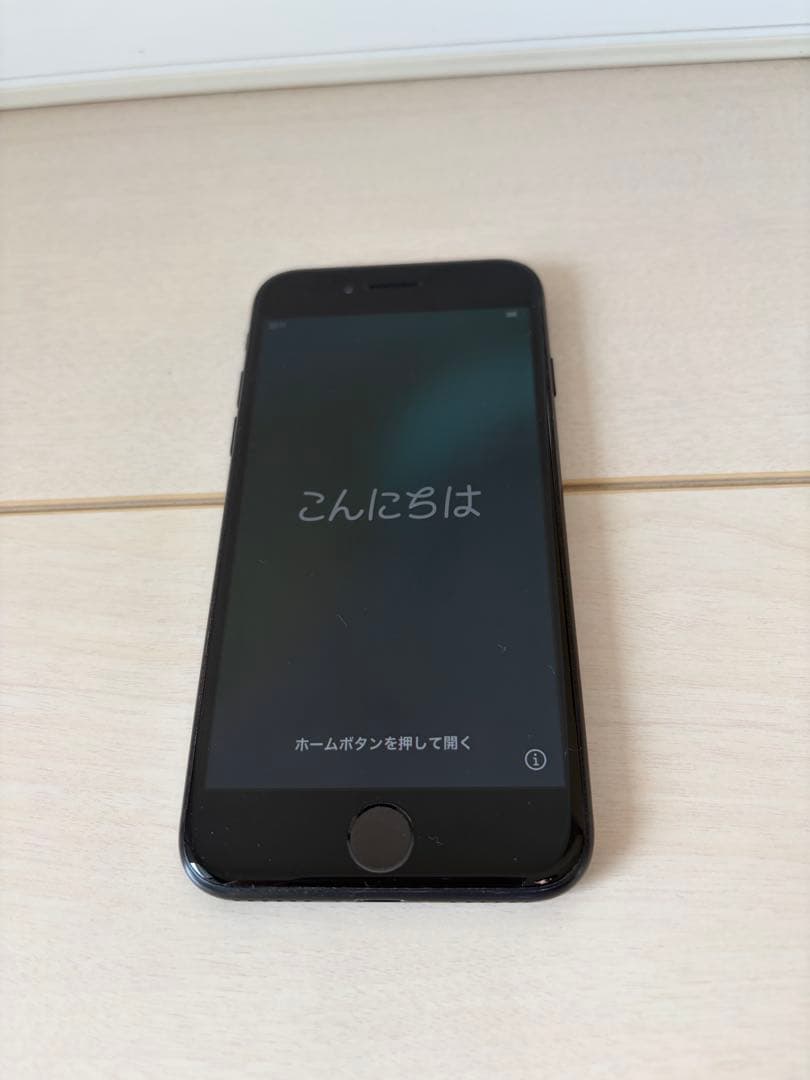 【美品】Apple iPhone SE 第2世代 (SE2) ブラック Amazon | 【整備済み品】 Apple iPhone SE(第2世代) 64GB ブラック SIM