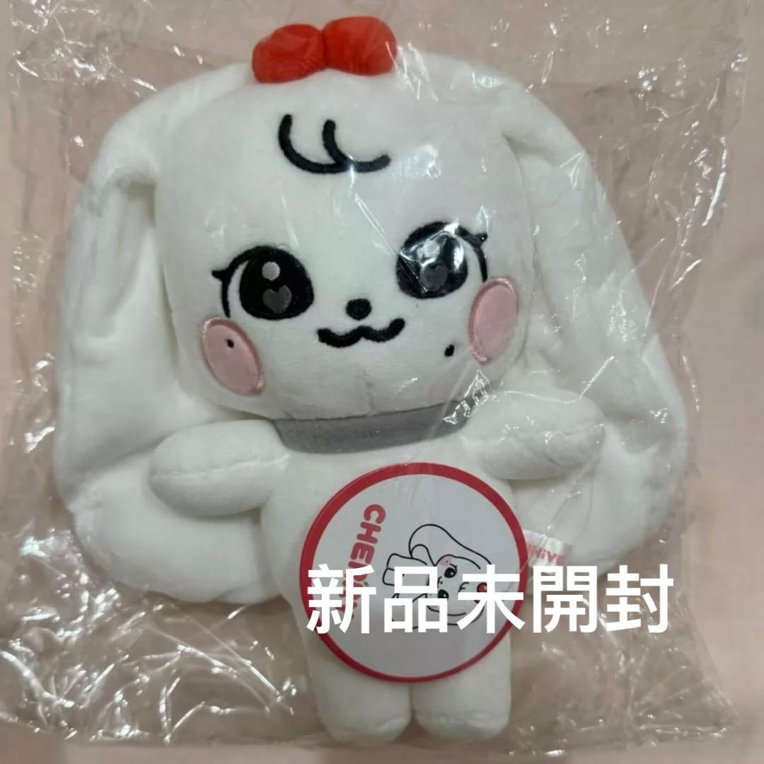 新品未開封 IVE minive ウォニョン ぬいぐるみ チェリー - メルカリ