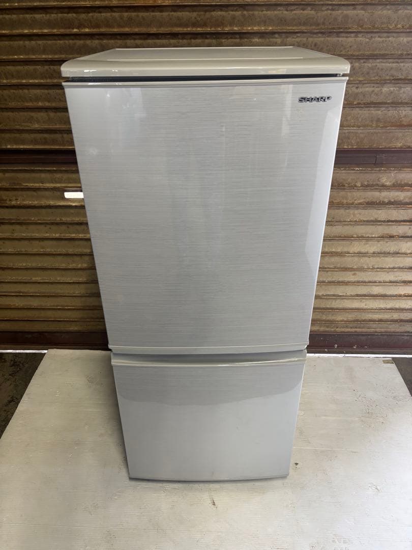 シャープ ノンフロン冷凍冷蔵庫 SJ-D14F-S 2019年製 SJ-D14F-S 冷蔵庫 シルバー系 [137L /2ドア /右開き/左開き付け替え