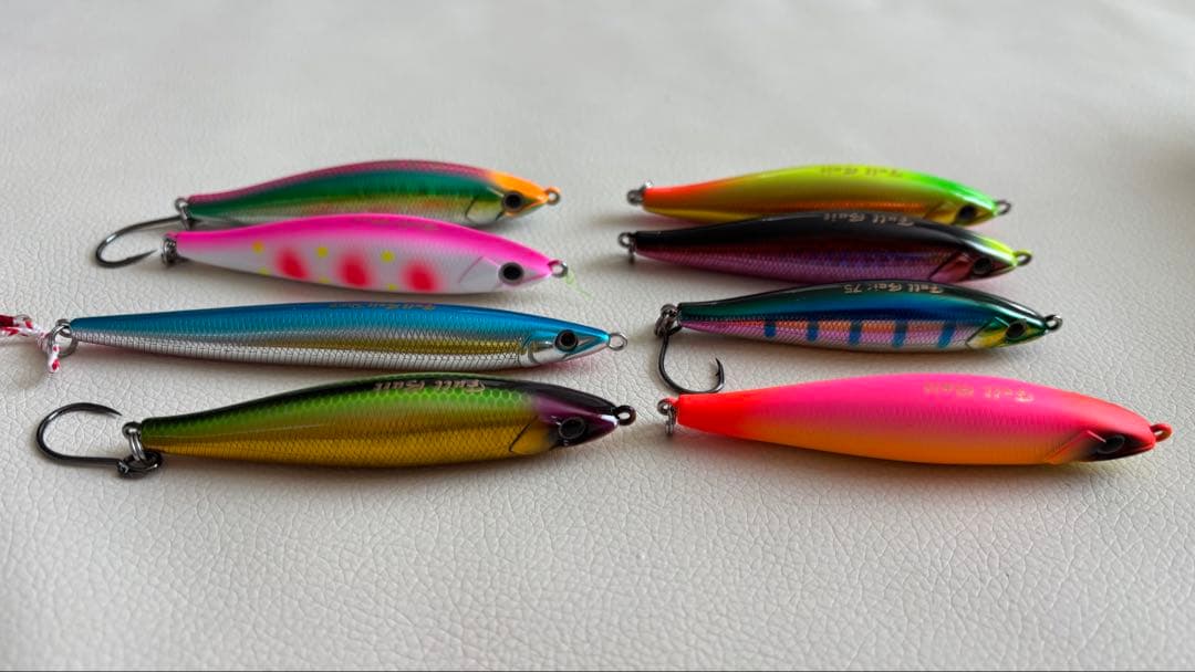 ルアー8個セット フルベイト　プラスチックケース付き　川釣り　湖釣り　海釣り 楽天市場】送料無料 ルアーケース 単品 フライケース ルアーボックス