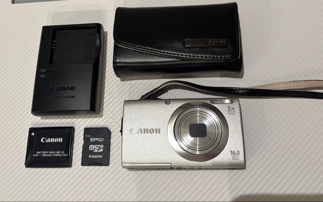 Canon PowerShot A2400 IS シルバー - メルカリ