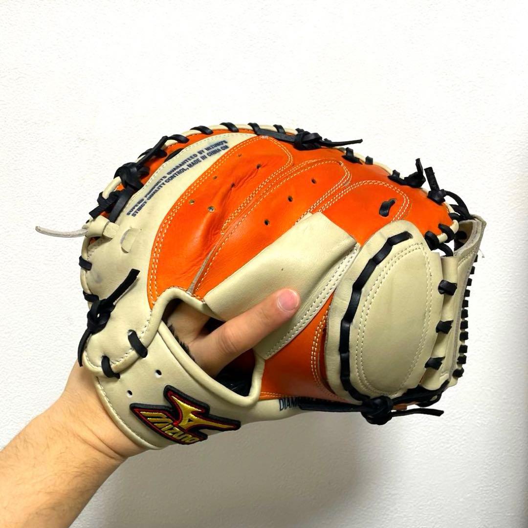 ミズノ ビクトリーステージ 型抜群 極美品 阿部慎之助 軟式