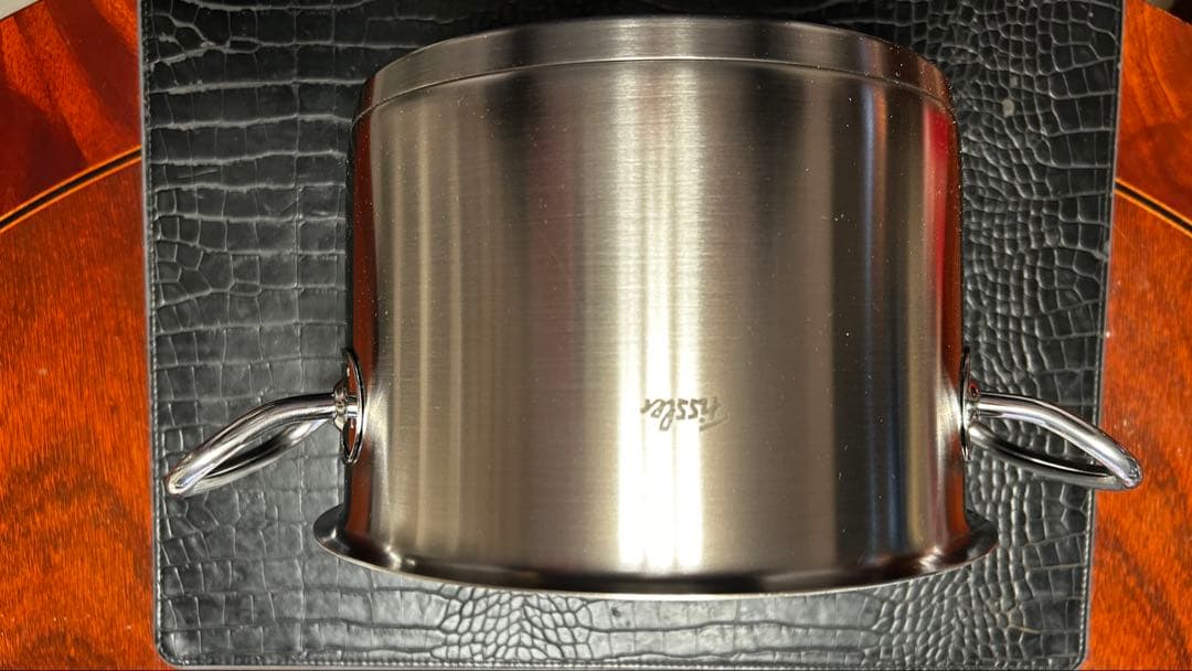 新品　FISSLER プロコレクションMADEINGERMANYドイツ製20cm Amazon｜フィスラー (Fissler) 両手鍋 プロコレクション ストック