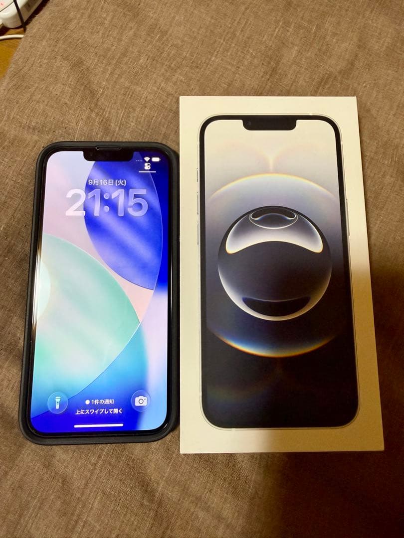 Apple iPhone 16e ブラック 本体 + ケース 楽天市場】Apple純正 iPhone 16e シリコンケース・ブラック 新品