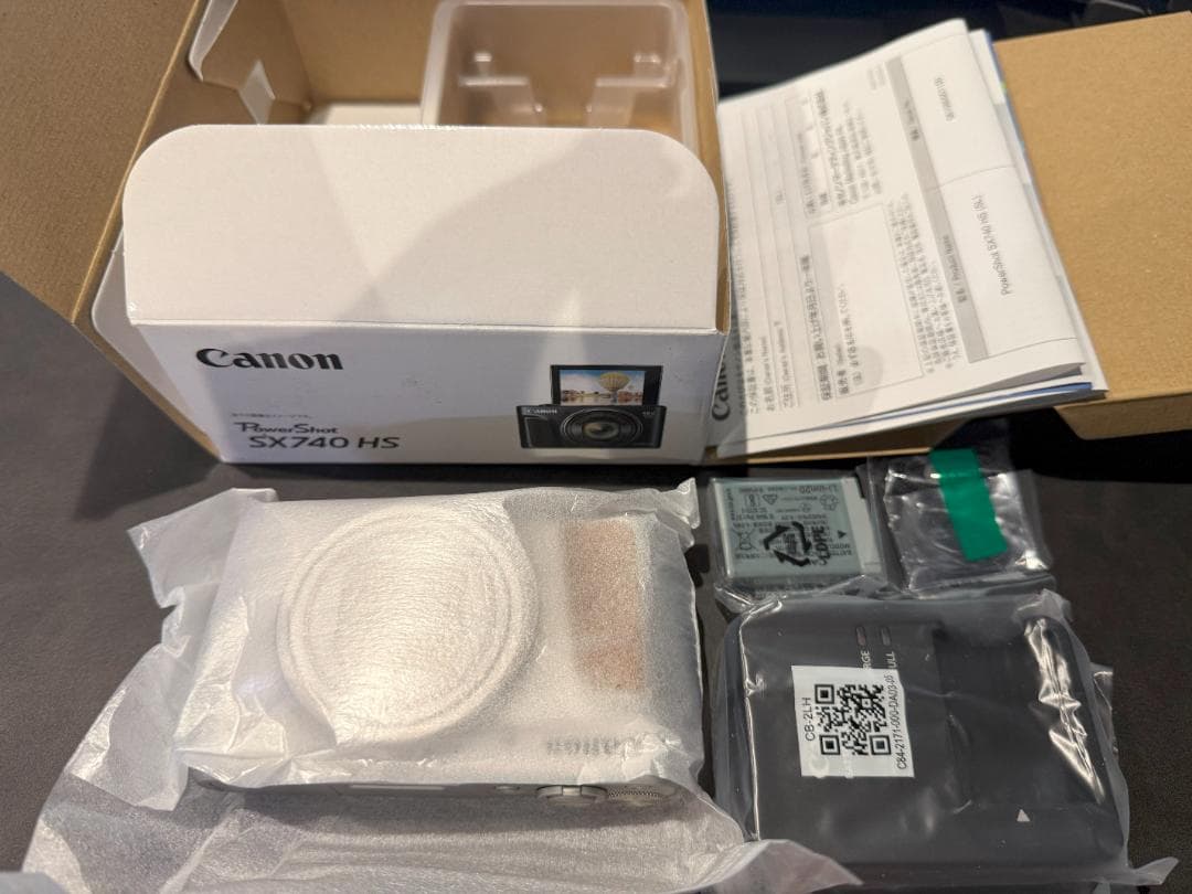【新品未使用】Canon PowerShot SX740 HS シルバー Canon PowerShot SX740 HS Silver通販 | イートレン