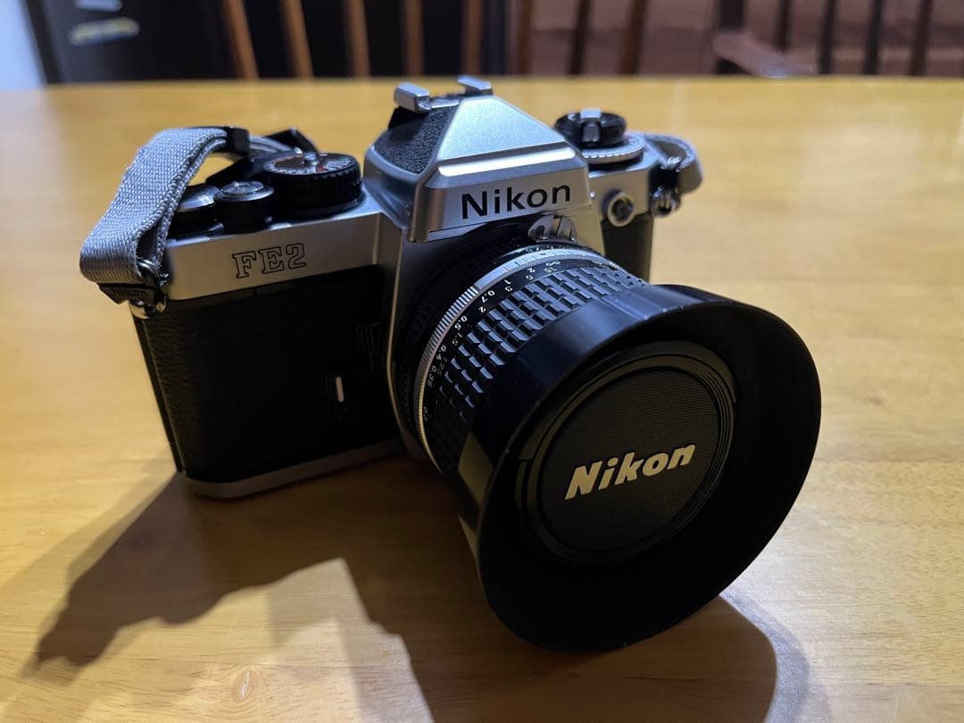 Nikon FE2 一眼レフカメラ Nikkor 28mmレンズ付き Nikon FE2 一眼レフカメラ Nikkor 28mmレンズ付き Nikon FE2を徹底解説