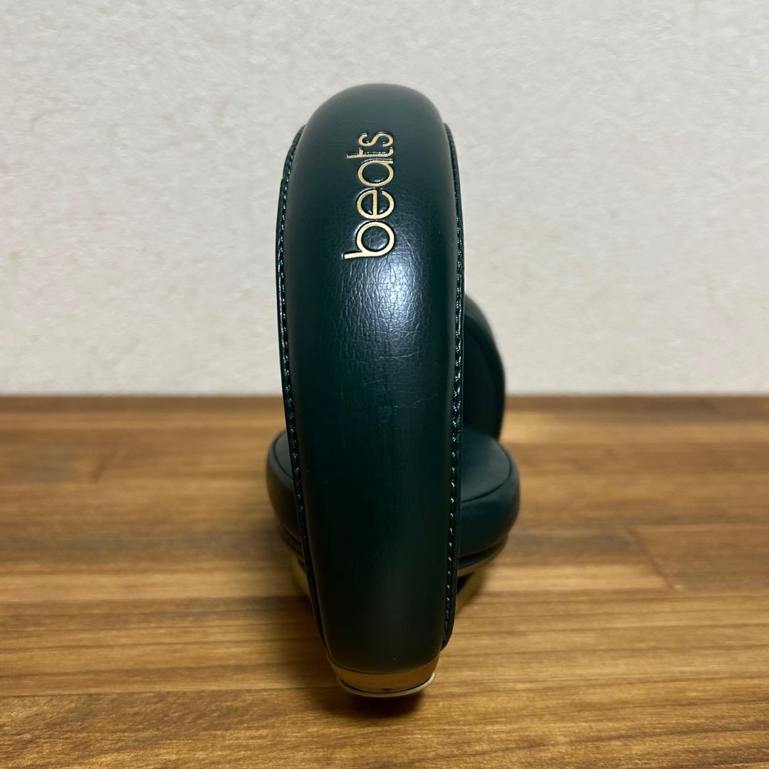 激レア】beats Executive AUDEMARS PIGUET - メルカリ