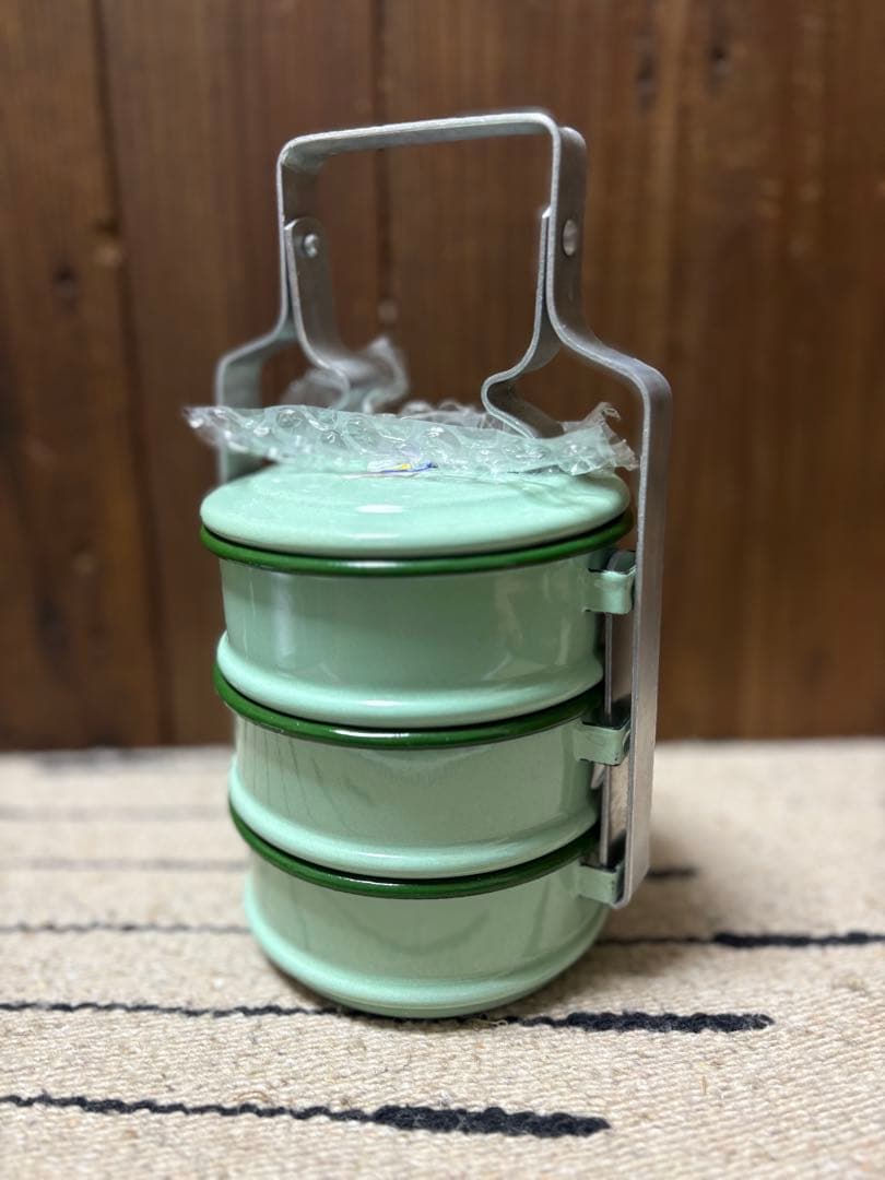 タイ製 ピントー（ホーロー製 多段ランチボックス） - メルカリ