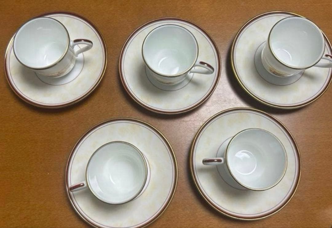 リチャードジノリ プリマクラッセ コラボ カップアンドソーサー - メルカリ