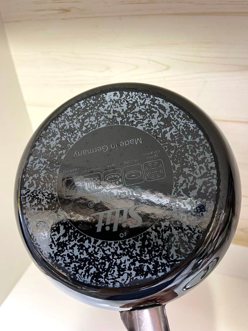 シリット 片手鍋 16cm ブラック シラルガン 蓋あり - メルカリ