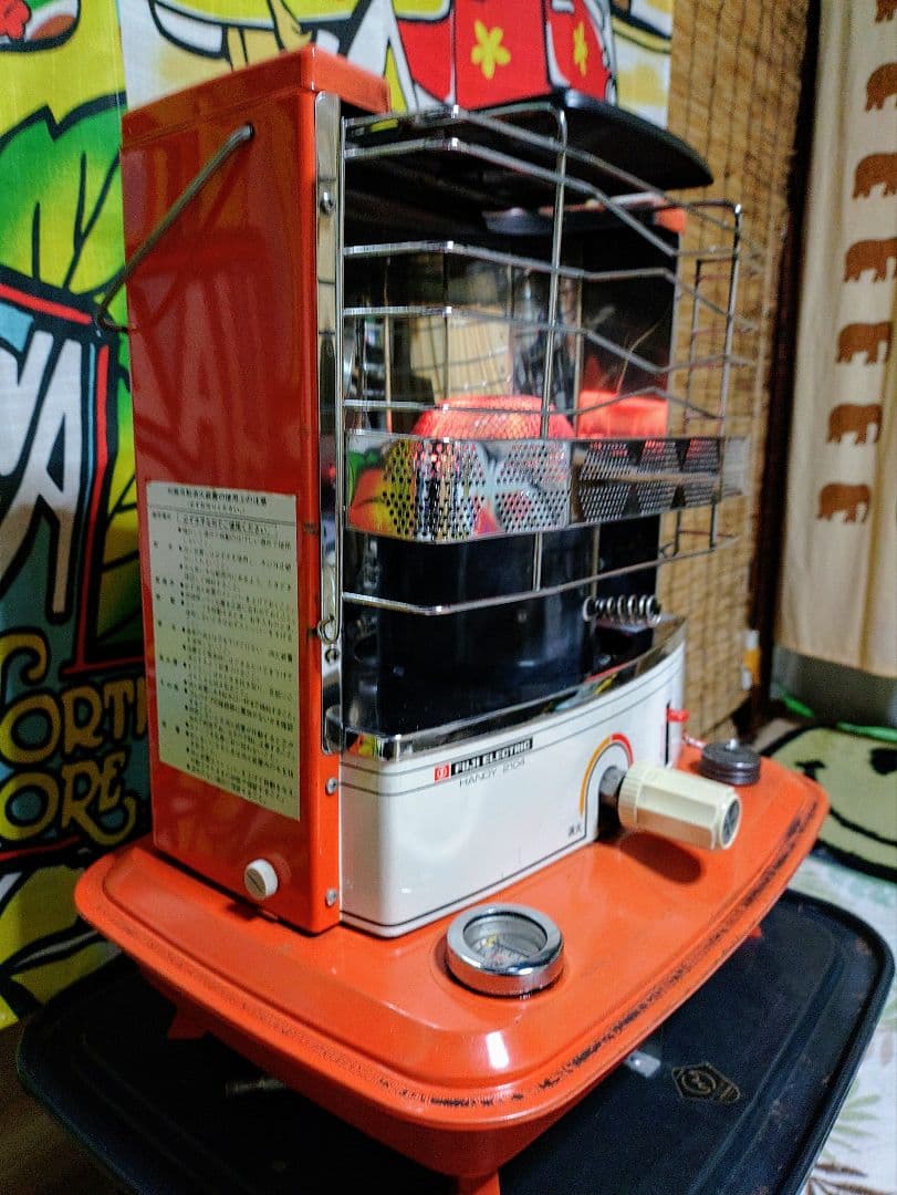レトロ石油ストーブ 富士電機石油ストーブOSH2104形 小型石油ストーブ