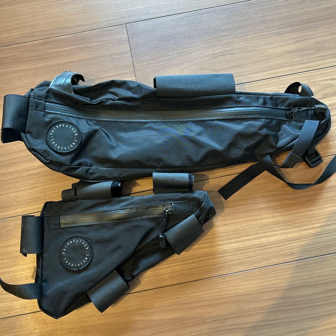 FAIRWEATHER (フェアウェザー）フレーム + コーナーバッグ 使い勝手とサイズ感が絶妙！FAIRWEATHER『コーナーバッグ』の感想