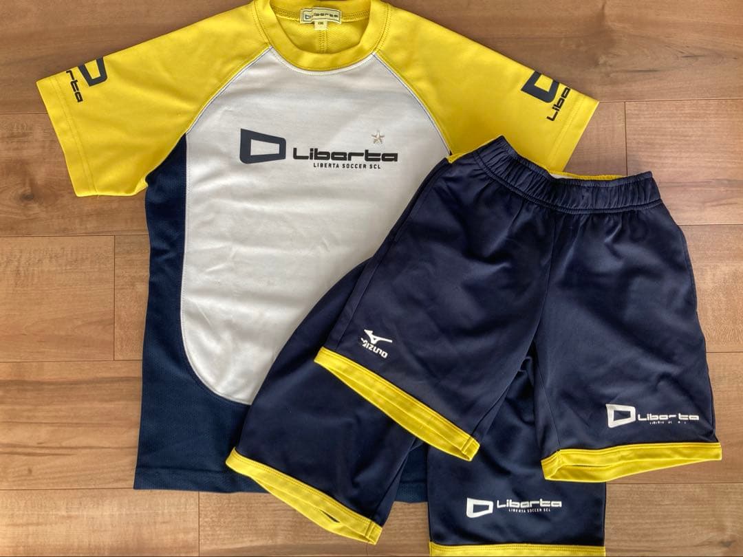 リベルタサッカースクール ユニフォーム 130 - メルカリ
