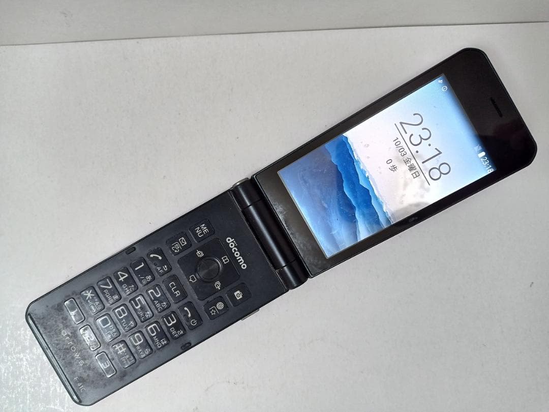 ☆ docomo arrows ケータイ ベーシック F-41C ネイビー - メルカリ