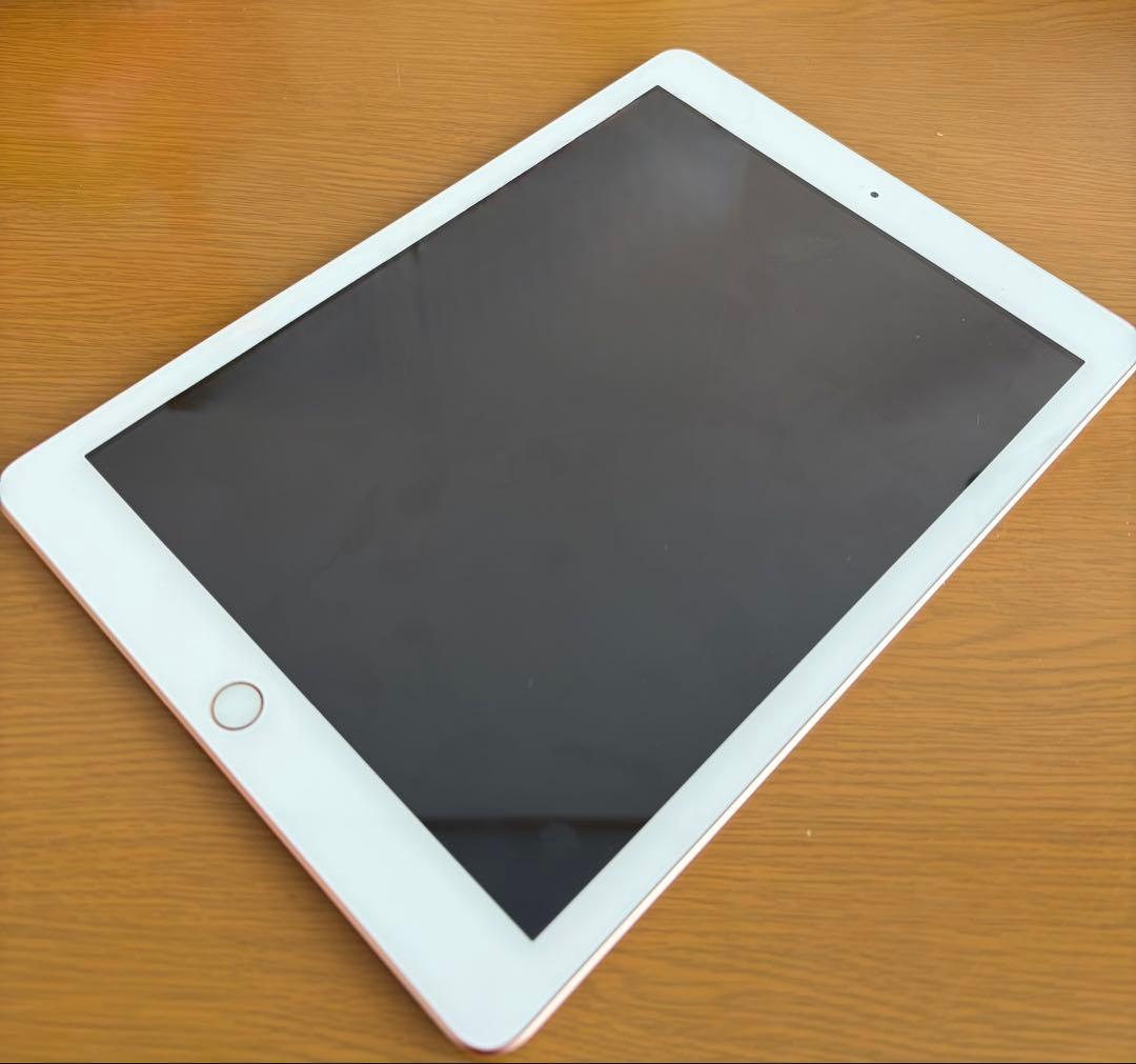 iPad ゴールド 本体　第6世代32GB Wi-Fi+Cellular iPad Wi-Fi + Cellular 32GB - ゴールド（第7世代） [整備済製品