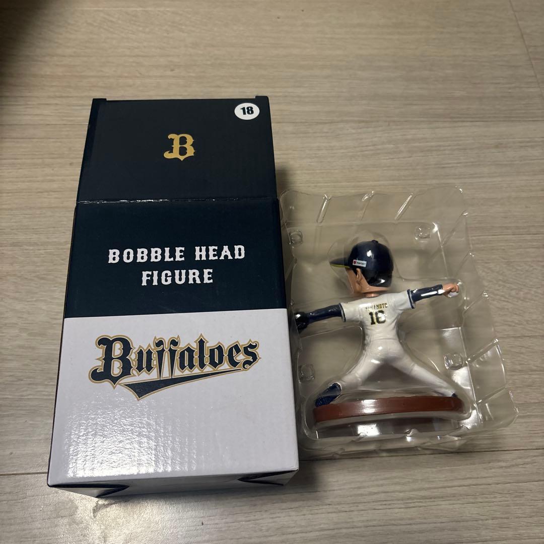 Buffaloes ボブルヘッドフィギュア 18番山本由伸 - メルカリ