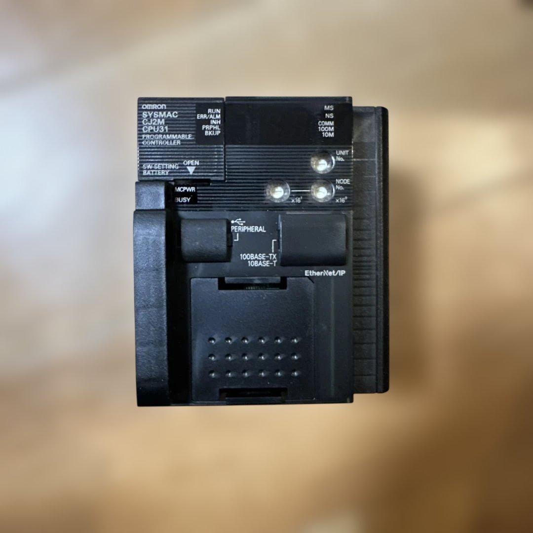 OMRON CJ2M-CPU31 CPUモジュール CJ2M-CPU31 Omron | Omron CJ2M Series PLC CPU for Use with CJ2M