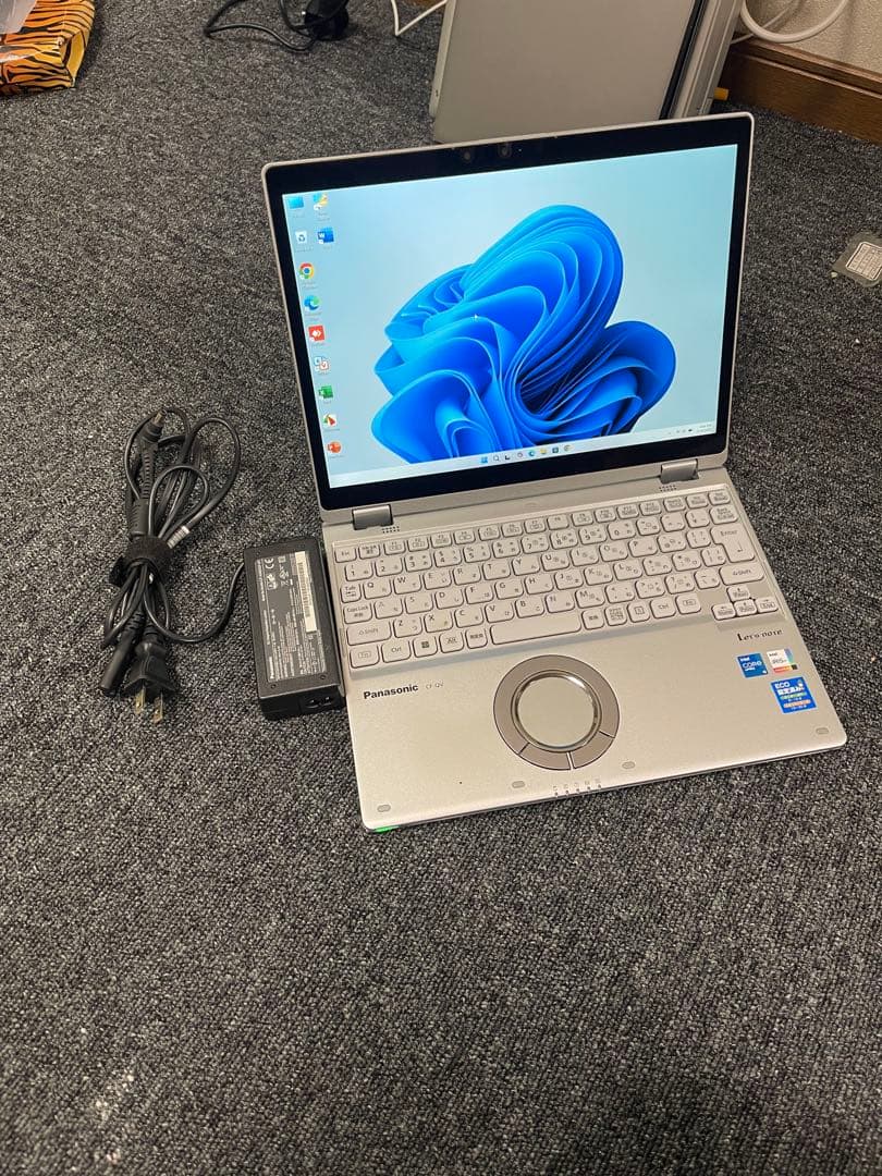 Panasonic CF-QV i5 11th メモリ16g ssd 256gb Let's note 【美品】Panasonic CF-QV1RDAKS Core i5-1145G7 大容量16GB