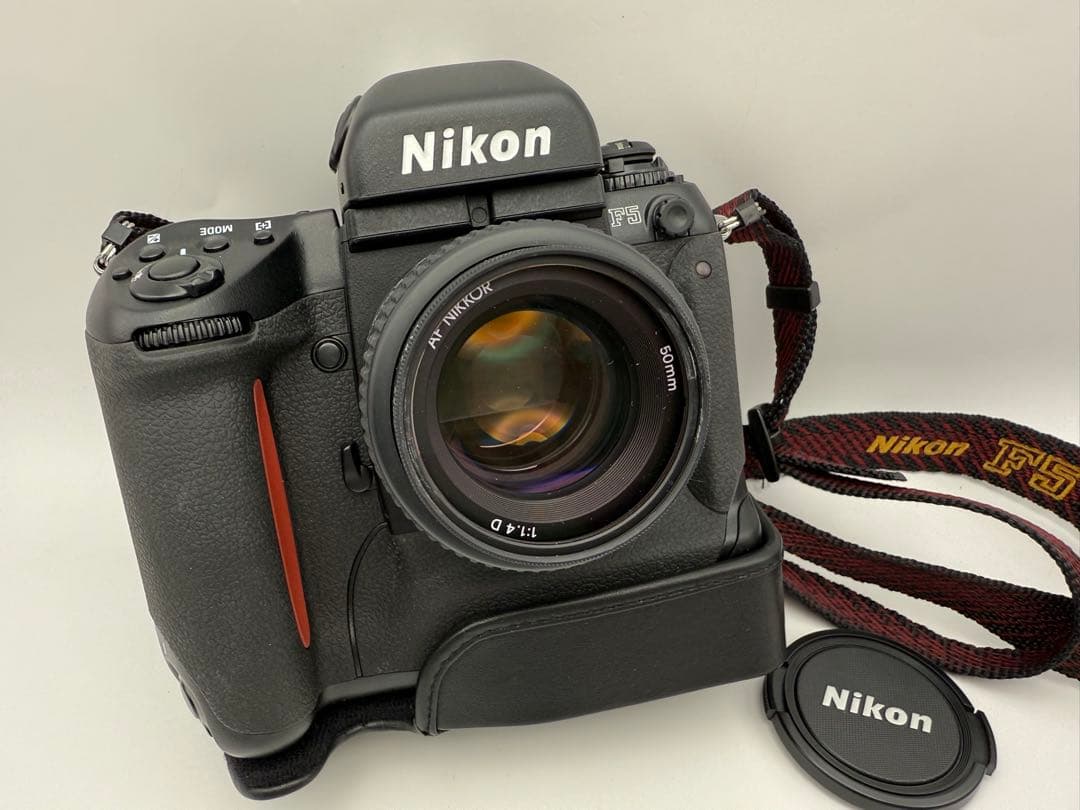 Nikon F5 一眼レフカメラ AF Nikkor 50mmレンズ付き Amazon | Nikon F5 50周年記念モデル | ミラーレス一眼 通販