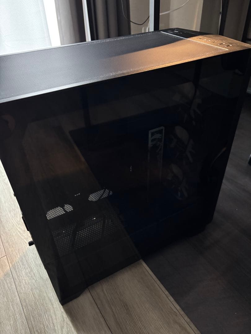 D*E様 MSI GUNGNIR 300R ブラック MSI MPG GUNGNIR 300R Airflow Black ATX PC Gaming Case | Powered by