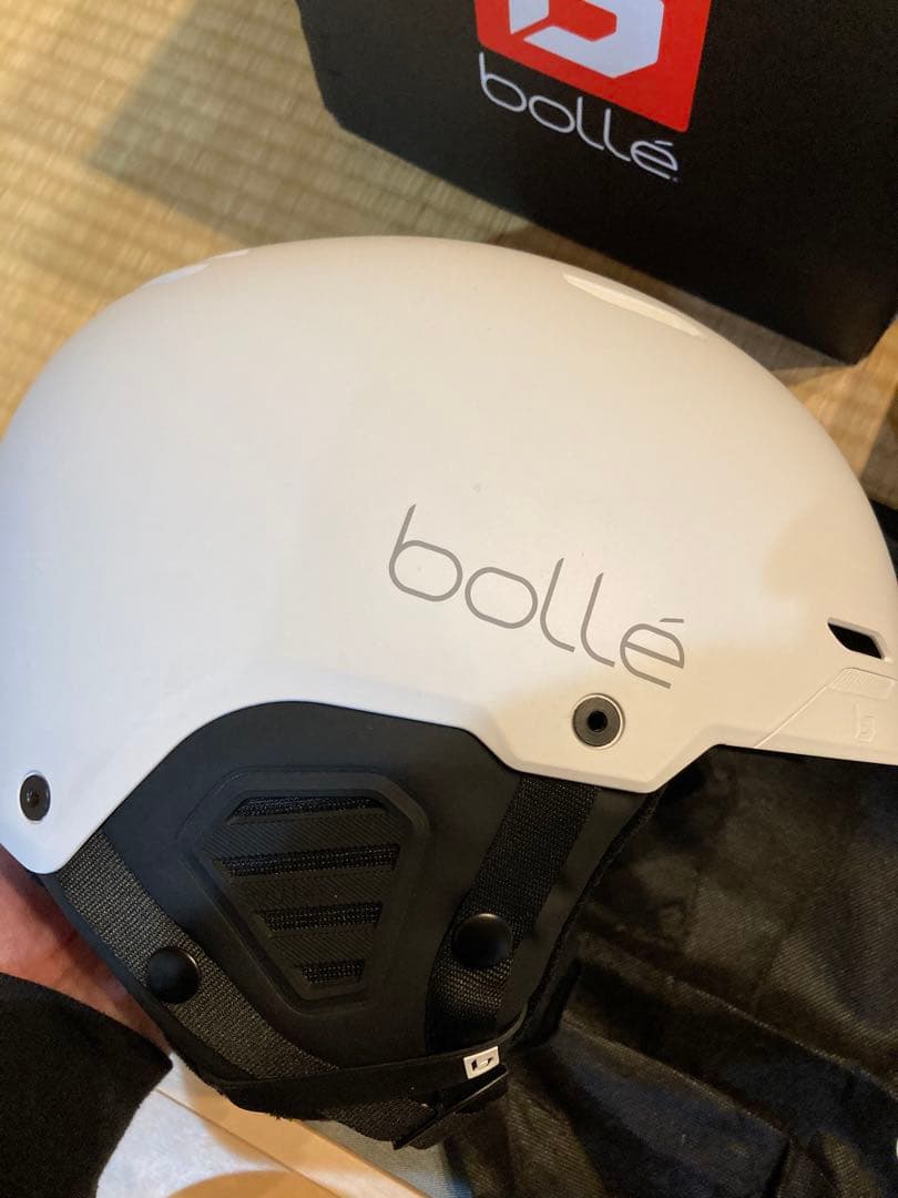 未使用品】ボレー ヘルメット ミュート32154ホワイト サイズL 現行