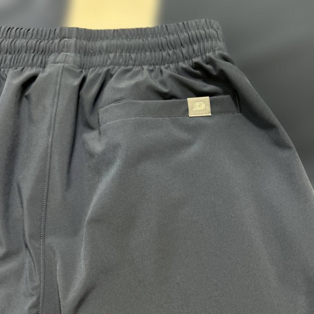 ニューバランスHoops ウーブントラックパンツ (MP51602)メンズS - メルカリ
