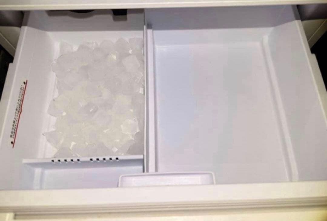 高年式】 2022年式 330L 三菱 冷蔵庫 MR-C33G-W1 - メルカリ