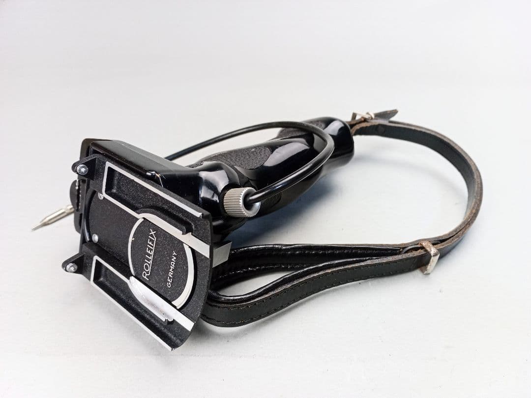 ROLLEIFIX GERMANY ローライフレックス用ピストルグリップ ローライ ローライフレックス用ピストルグリップ | メディアジョイカメラ