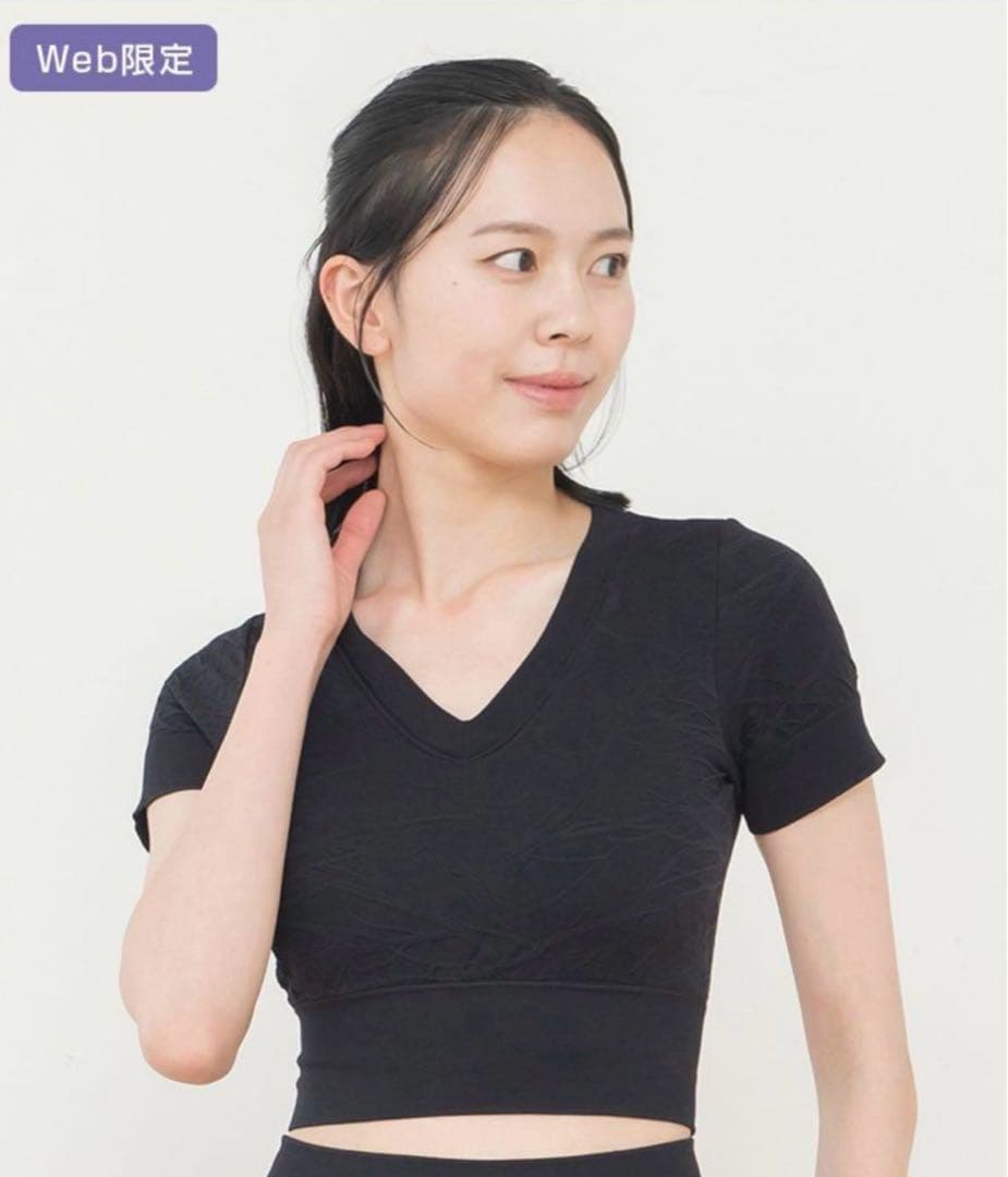 SUKALA】ジオメトリックショートスリーブトップス - メルカリ