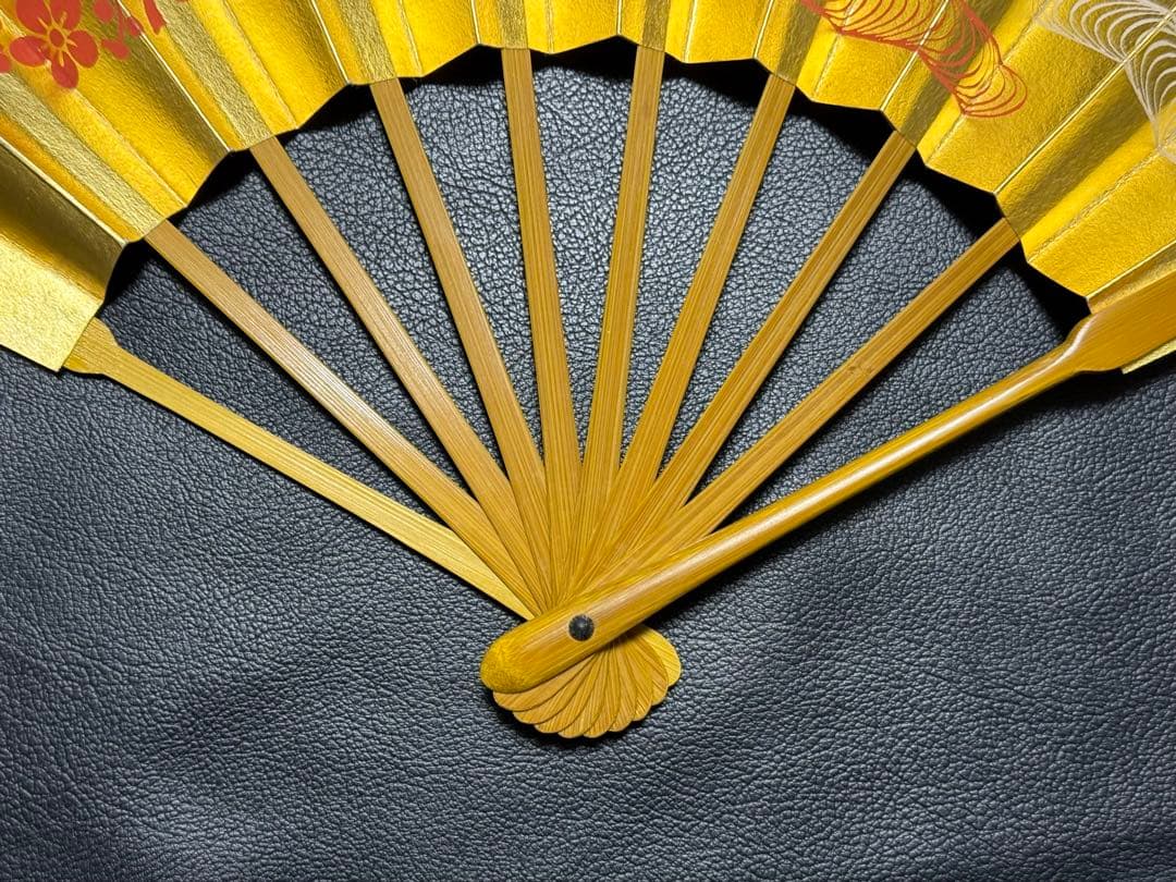 扇子　33.5cm 十松屋福井扇舗　金　観世水　紅白梅　仕舞扇　能楽　着物
