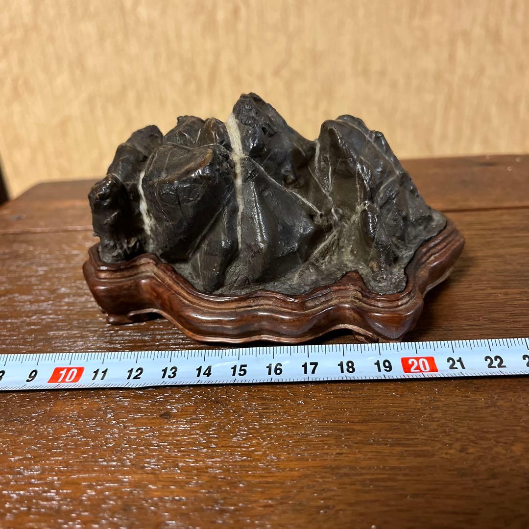 和歌山 古谷石 木製台座付き - メルカリ