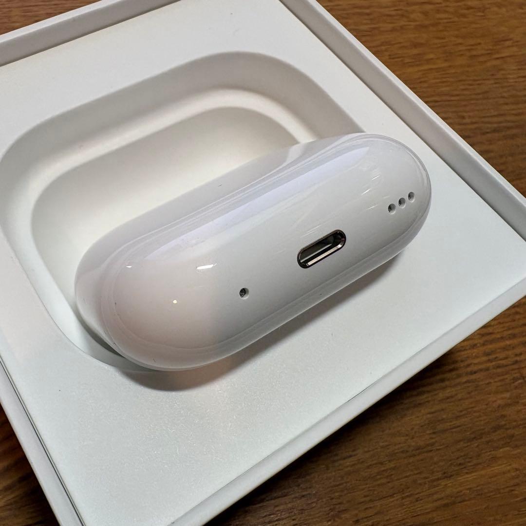 AirPods Pro 第2世代 Lightning MQD83J/A - メルカリ